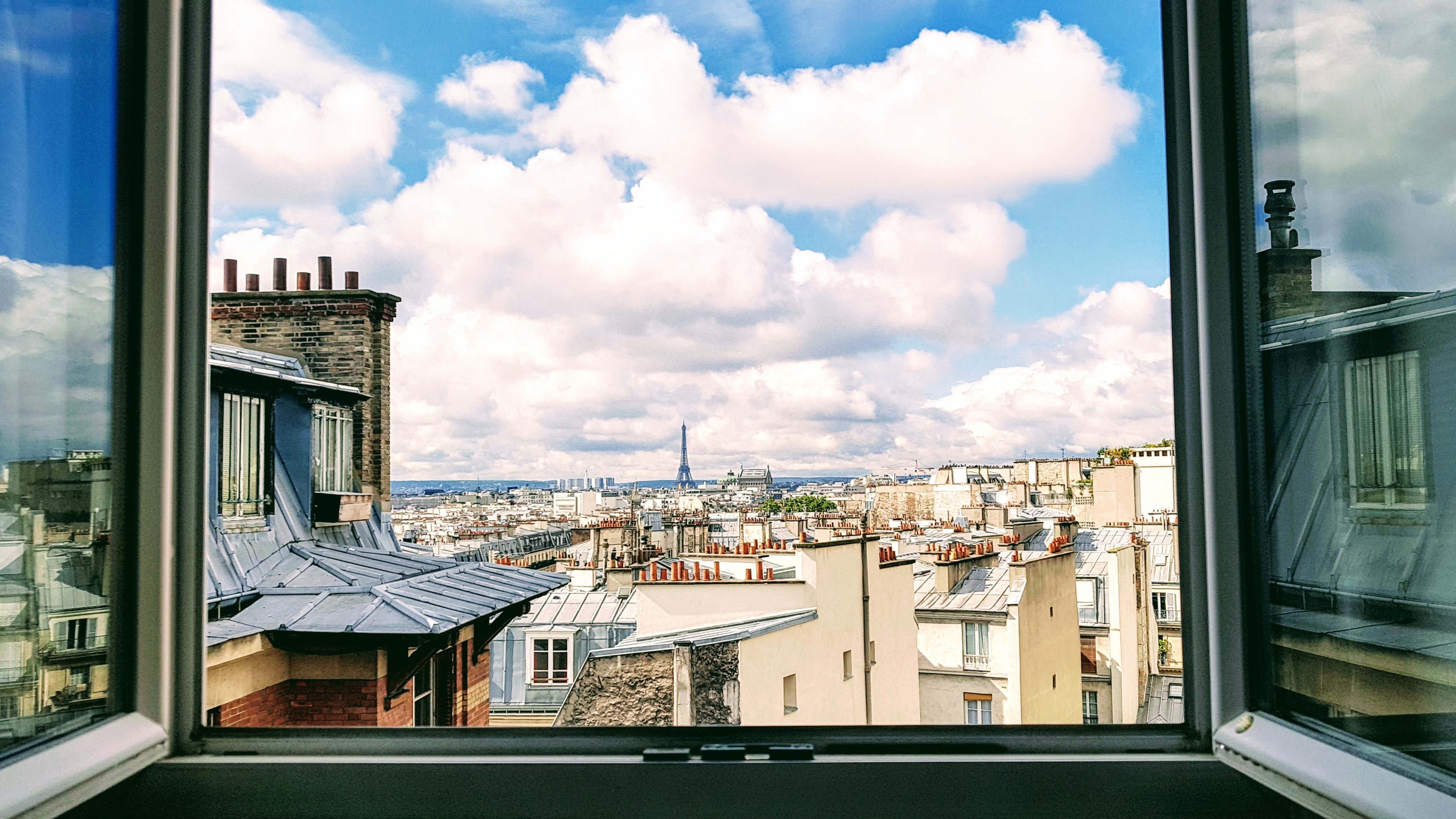 Move to paris - a Parisien view